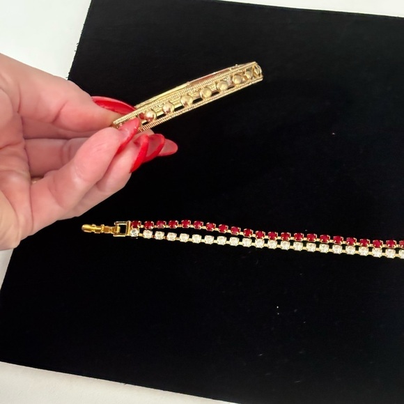 3 piece vintage Monet rhinestone cystal set - Picture 5 of 12